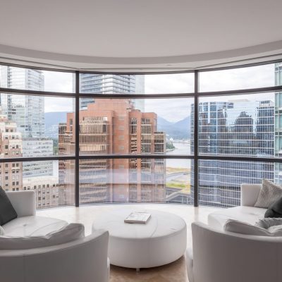 Jameson House curved living room