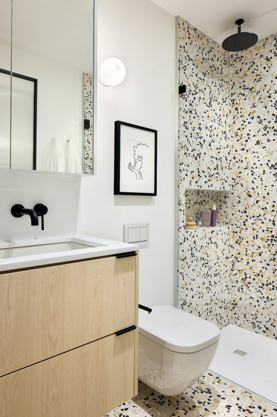 Bathroom with terrazzo finish